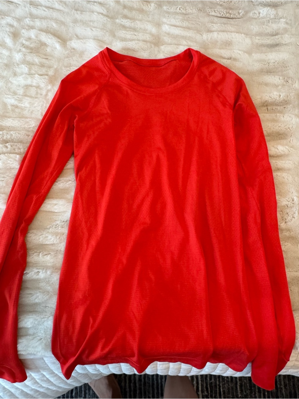 Lululemon Swiftly Tech Long Sleeve Top
